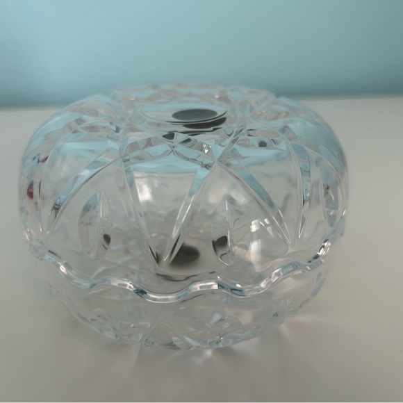 RCR Crystal Candy Dish - Picture 1 of 15